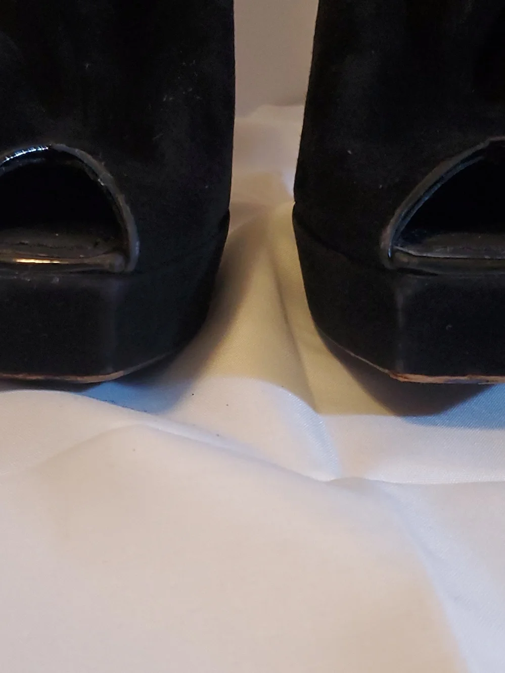 Authentic Louis Vuitton Women's Black Suede Ankle Strap Stiletto Heels Size 38.5 - Picture 4 of 16